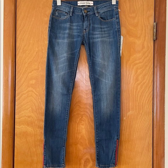 NWT Etienne Marcel Signature Skinny with Red Zipper Detail | Size: 24 - Picture 3 of 8